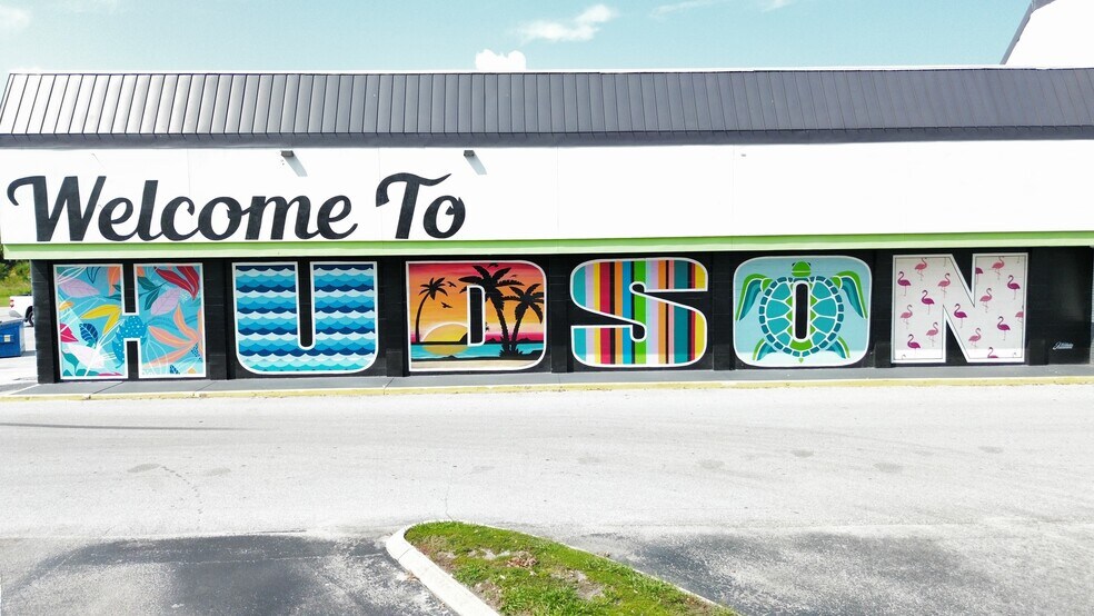 More Photos Of 14166-15150 Us Highway 19, Hudson Unknown For Lease