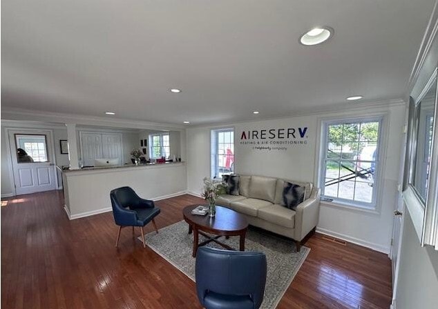 More Photos Of 33 Creamery Ln, Easton Office For Sale