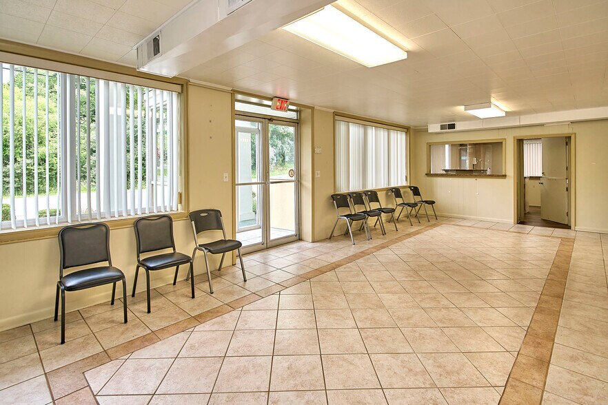 More Photos Of 3779 Lochgelly Rd, Lochgelly Medical For Sale