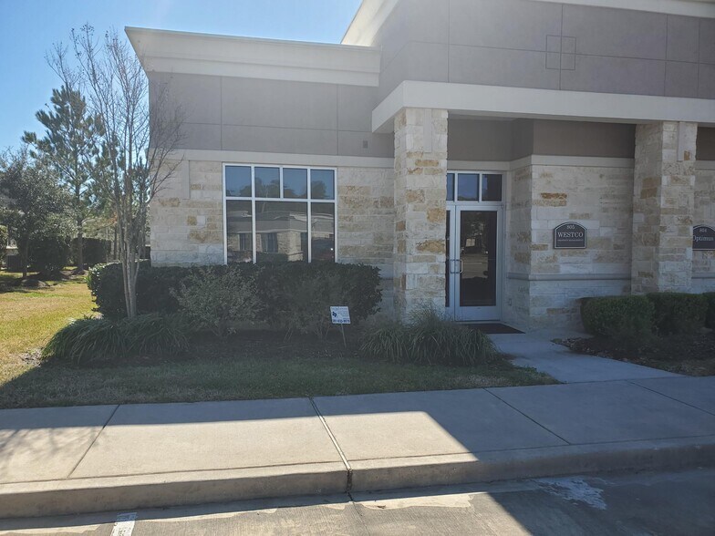 More Photos Of 2219 Sawdust Rd, The Woodlands Office For Sale