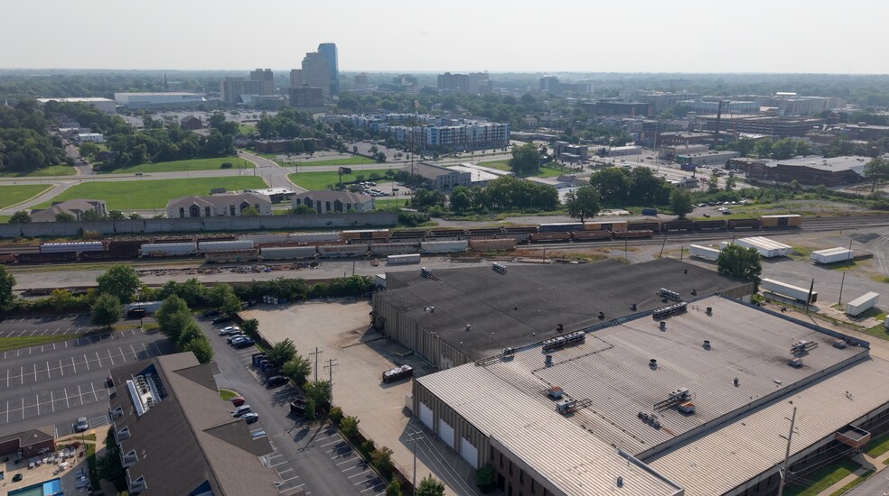 More Photos Of 475 Angliana Ave, Lexington Warehouse For Lease