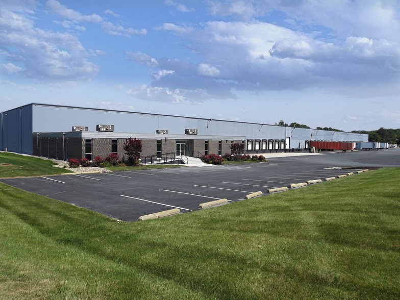 More Photos Of 301 Railroad Ave, Camp Hill Warehouse For Lease