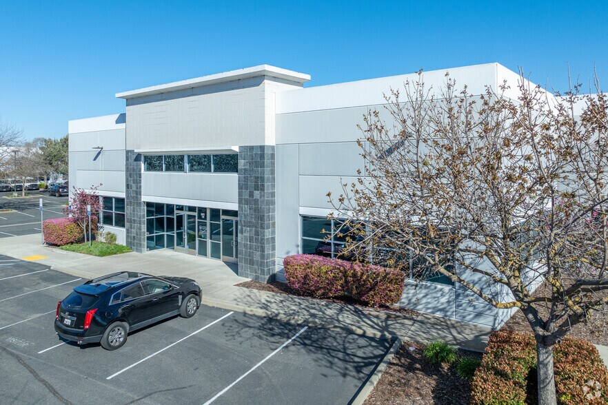 More Photos Of 2208 Kausen Dr, Elk Grove Unknown For Lease
