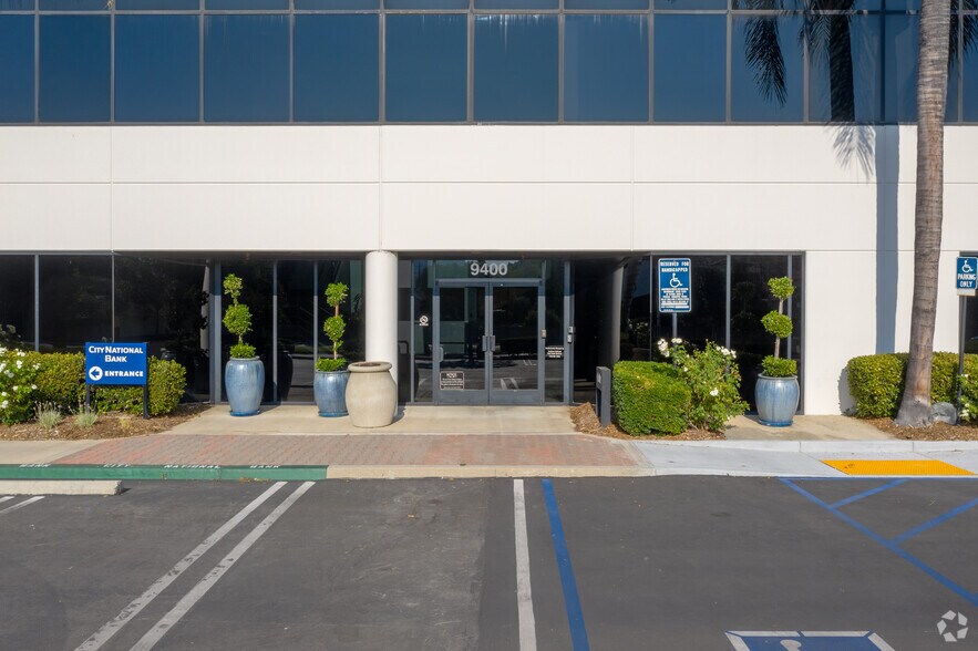 More Photos Of 9400-9430 Topanga Canyon Blvd, Chatsworth Unknown For Lease