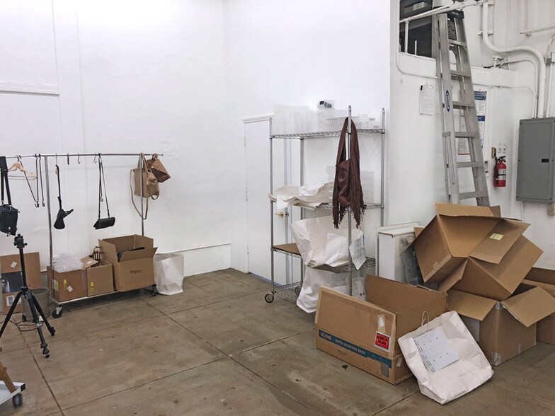 More Photos Of 1801-1809 Lincoln Blvd, Venice Storefront Retail Office For Lease