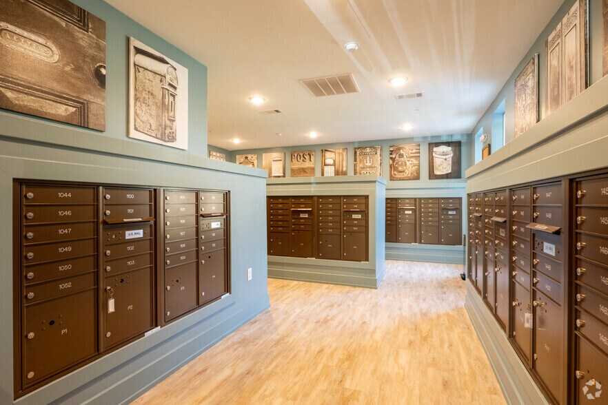More Photos Of 10945 Nuckols Rd, Glen Allen Apartments For Sale