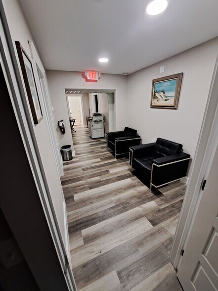 More Photos Of 4400 Bayou Blvd, Pensacola Medical For Lease