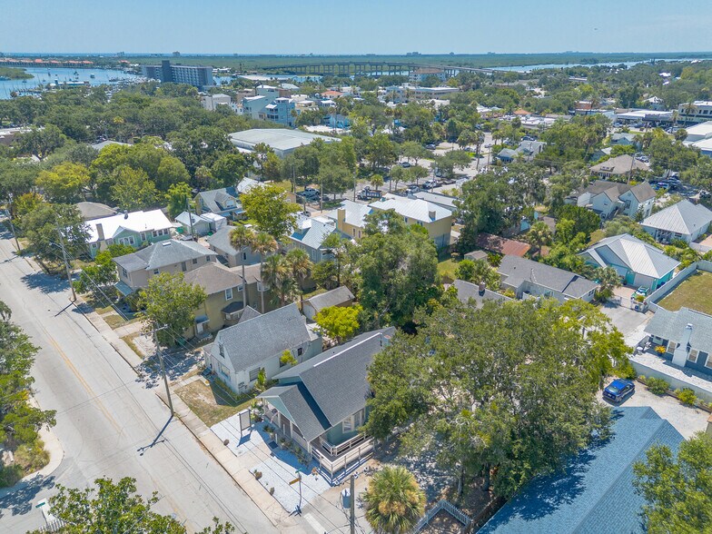 More Photos Of 306 Washington St, New Smyrna Beach Medical For Sale