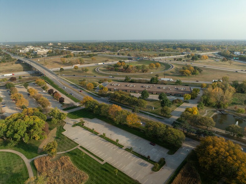 More Photos Of 5500 Westown Pky, West Des Moines Office For Lease