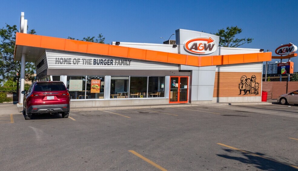 More Photos Of 3030-3210 Wonderland Rd S, London Unknown For Lease
