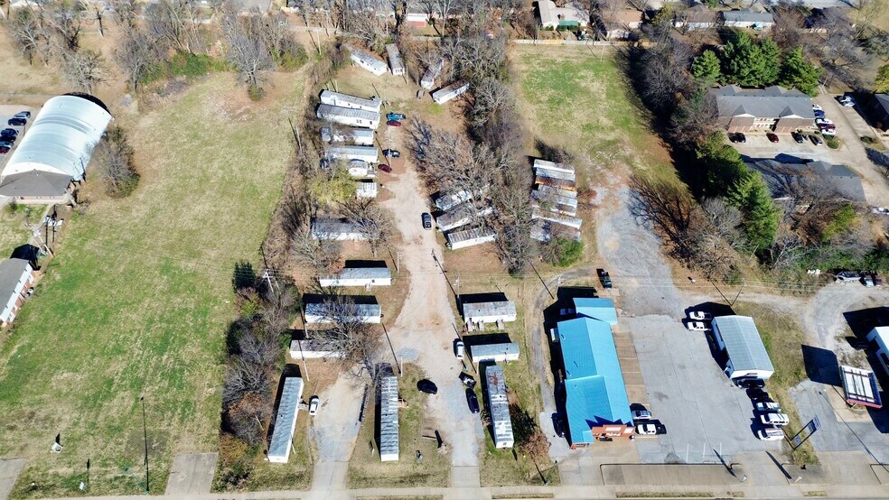 More Photos Of 2117 Highway 412 W, Siloam Springs Manufactured Housing Mobile Home Park For Sale