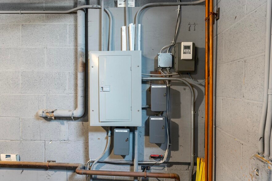 More Photos Of 385 Main St, West Haven Medical For Sale