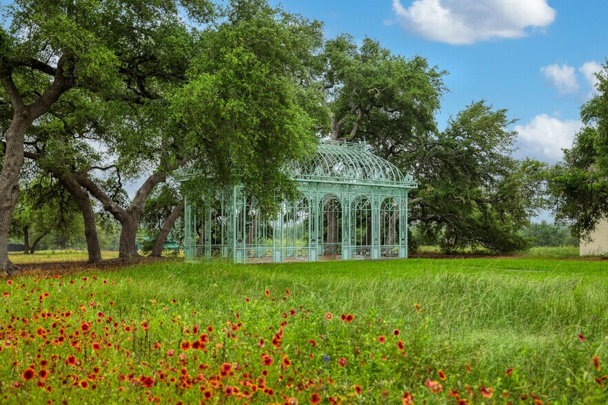 More Photos Of 2550 Bell Springs Rd, Dripping Springs Lodge Meeting Hall For Sale