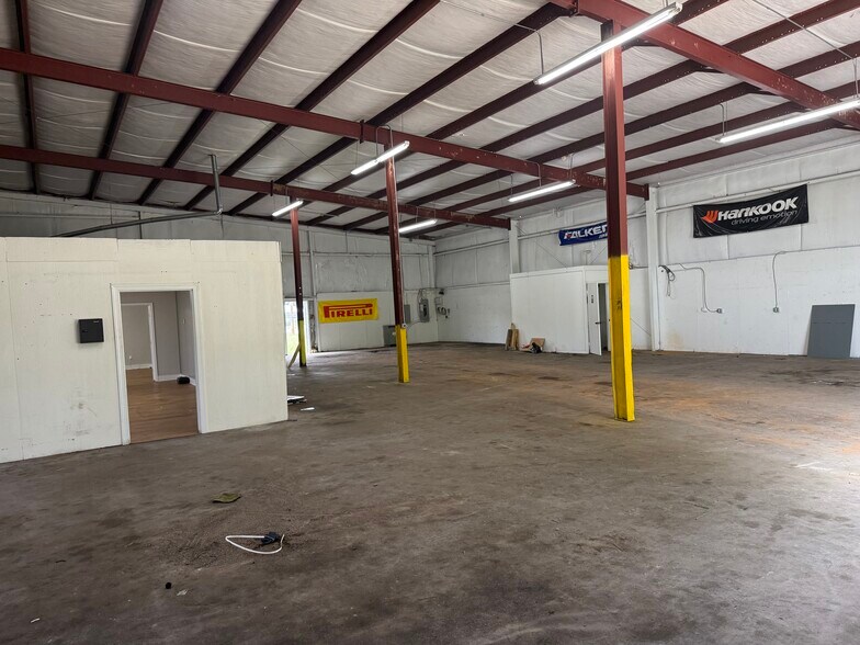 More Photos Of 4099 State Highway 20, Trinity Industrial For Lease