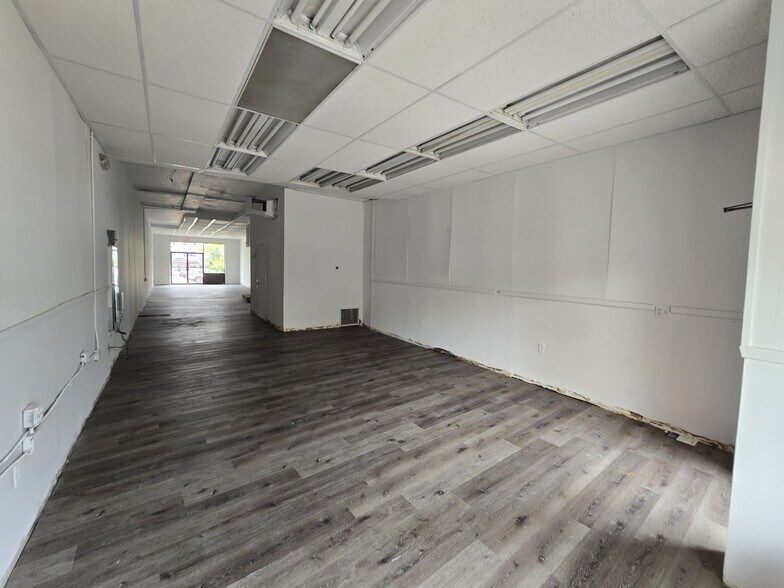 More Photos Of 88 Main St, Madison Freestanding For Sale