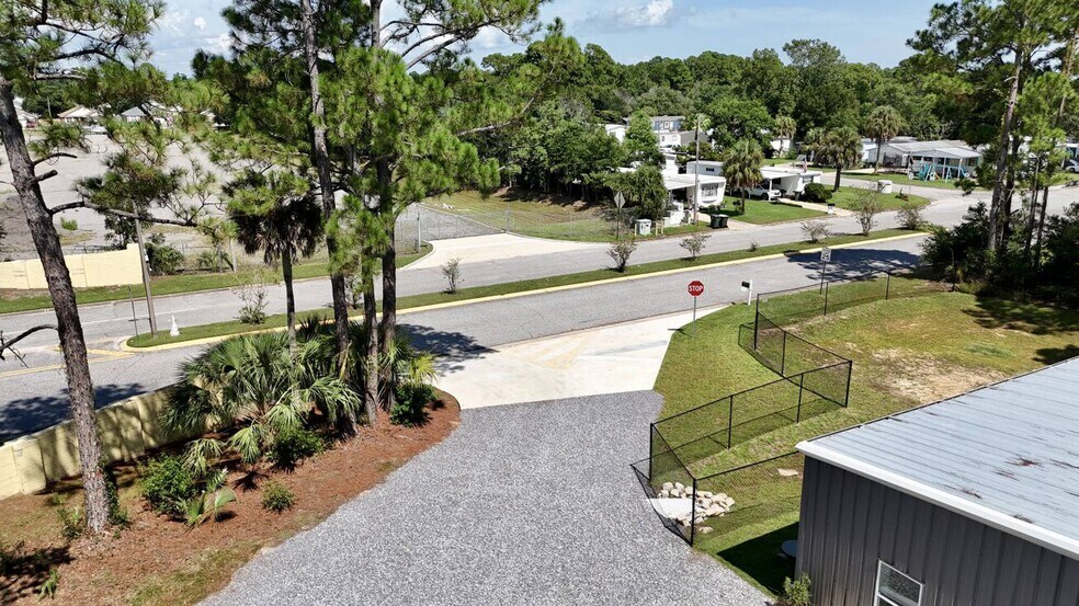 More Photos Of 8625 Gulf Beach Highway hwy, Pensacola Light Distribution For Lease