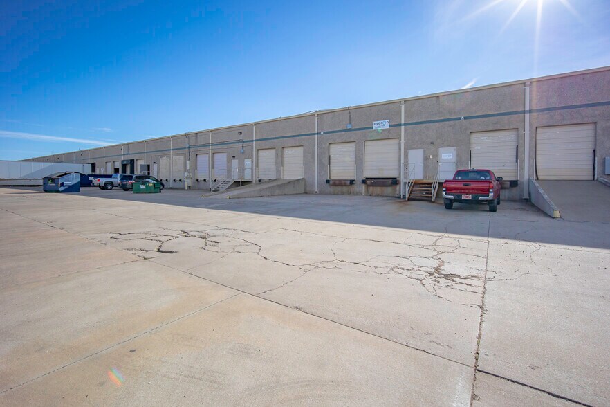 More Photos Of 6100 NW 2nd St, Oklahoma City Unknown For Lease