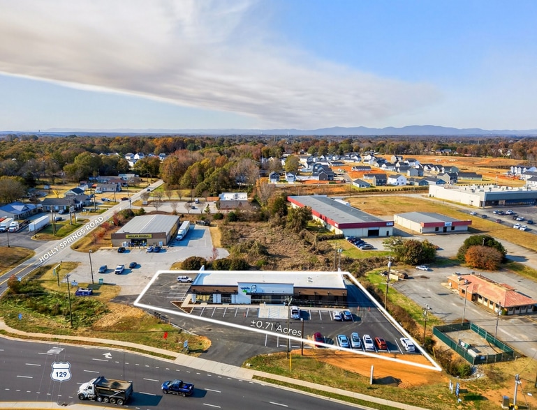 More Photos Of 201-229 Charlotte Hwy, Lyman Storefront For Lease