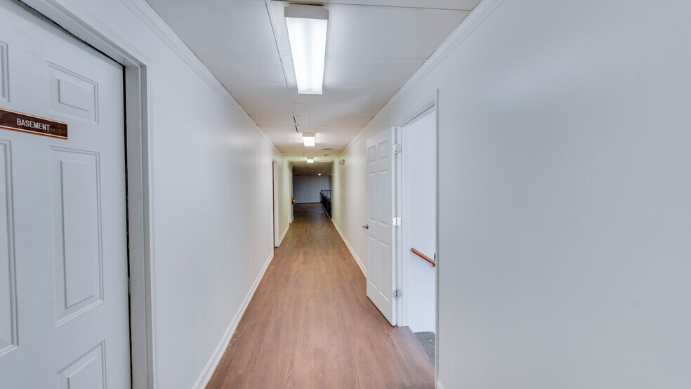 More Photos Of 615 N Main St, Moultrie Flex For Sale