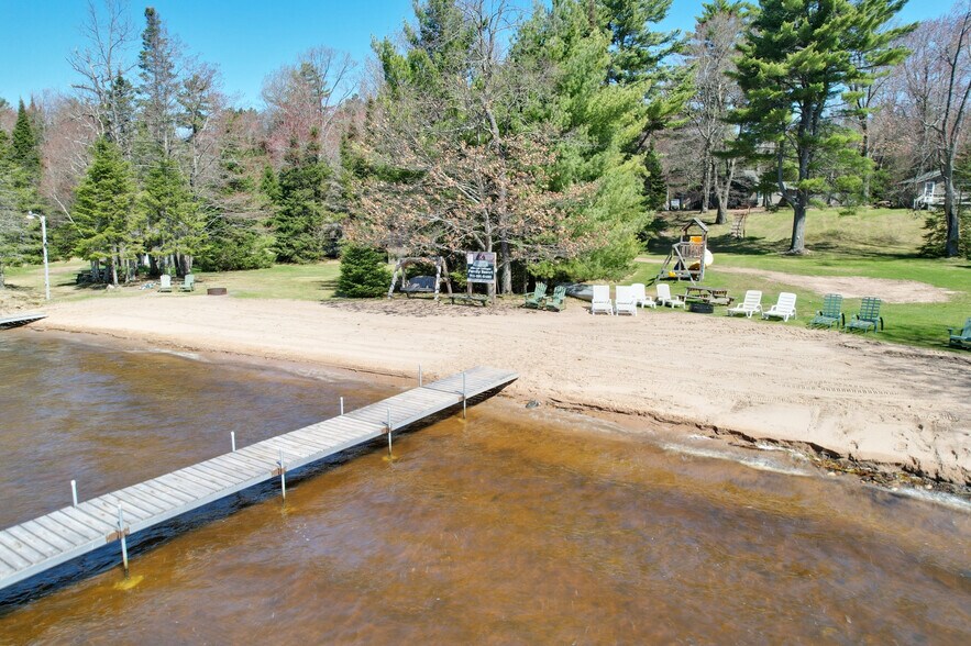 More Photos Of 8475 Hillcrest Ln, Saint Germain Hotel For Sale