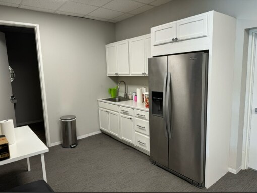 More Photos Of 9850 Walnut Hill Ln, Dallas Freestanding For Lease