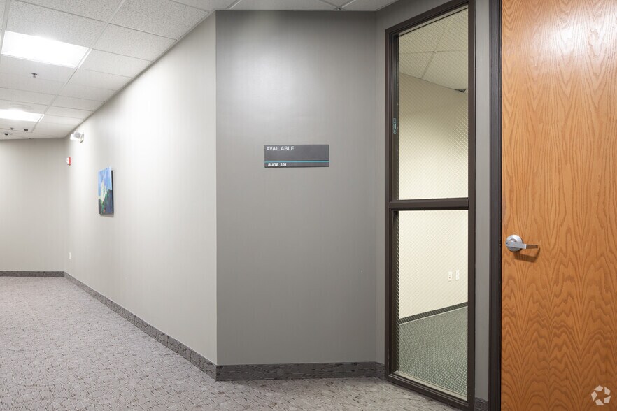 More Photos Of 2170 S Parker Rd, Denver Office For Lease