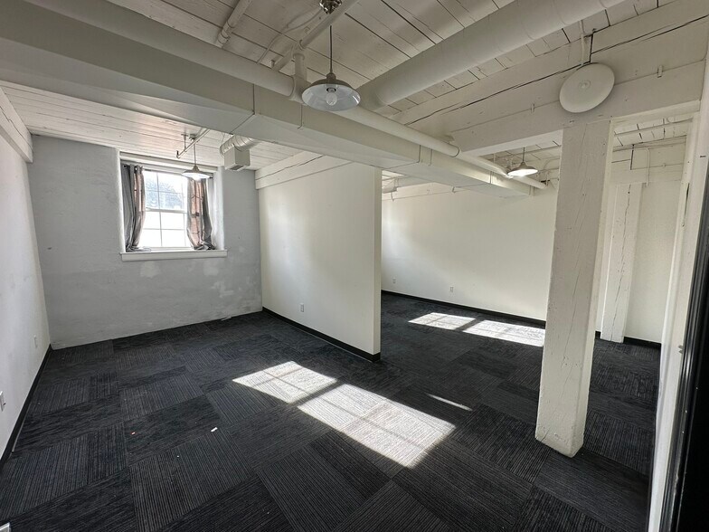 More Photos Of 710 Wheatland St, Phoenixville Office For Lease