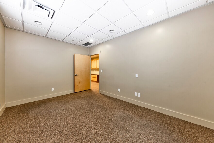 More Photos Of 7478 S Campus View Dr, West Jordan Medical For Lease