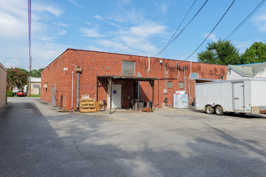 More Photos Of 1004 Williams St, Valdosta Office For Sale