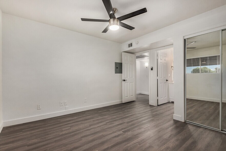 More Photos Of , Phoenix Multifamily For Sale