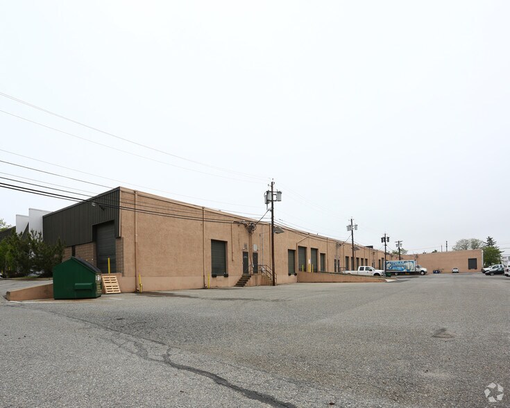 More Photos Of 2615 River Rd, Cinnaminson Light Distribution For Lease