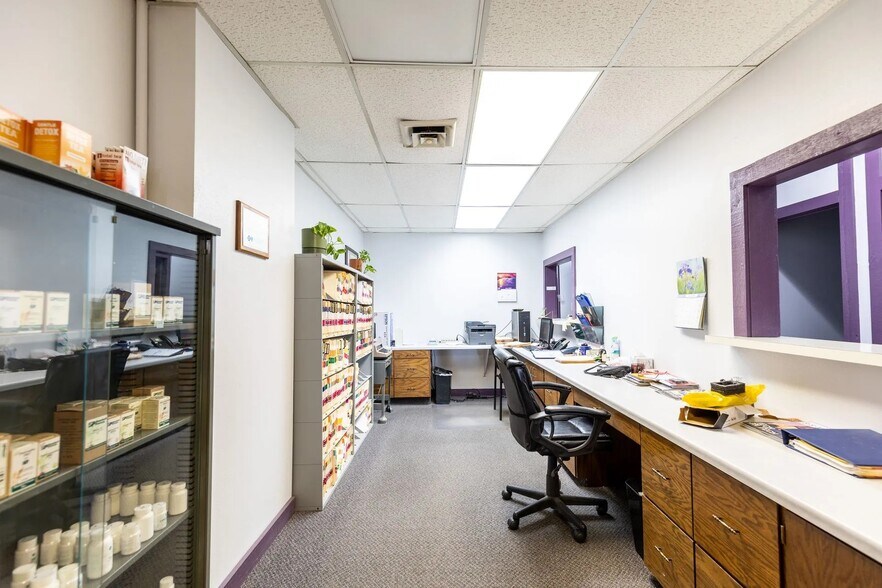 More Photos Of 104 W Main St, Mandan Medical For Sale