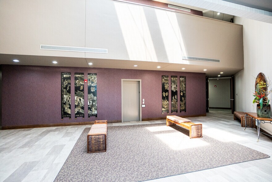 More Photos Of 1127 Judson Rd, Longview Office For Lease