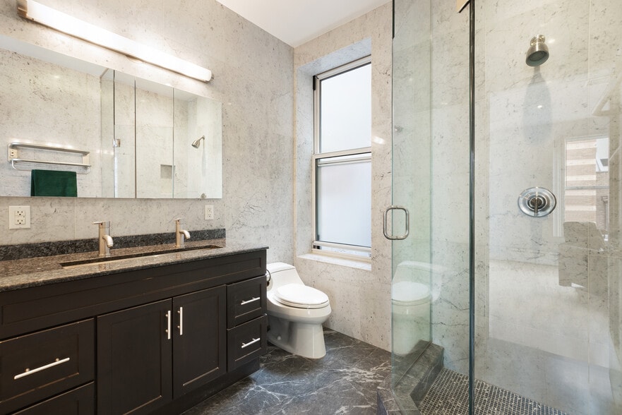 More Photos Of 210 W 82nd St, New York Apartments For Sale
