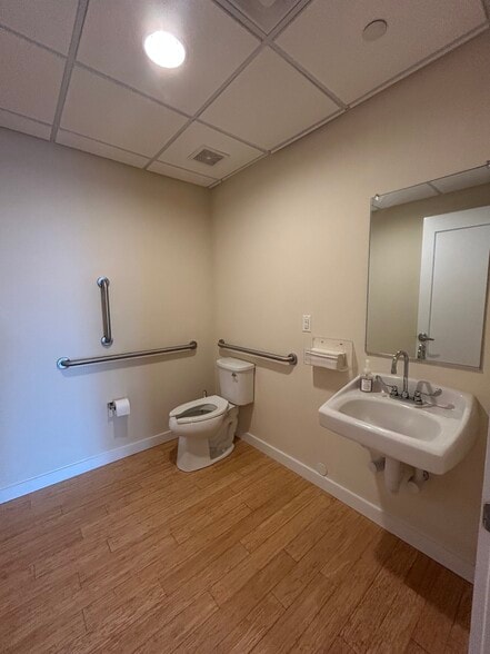 More Photos Of Van Wagner Place, Poughkeepsie Apartments For Lease