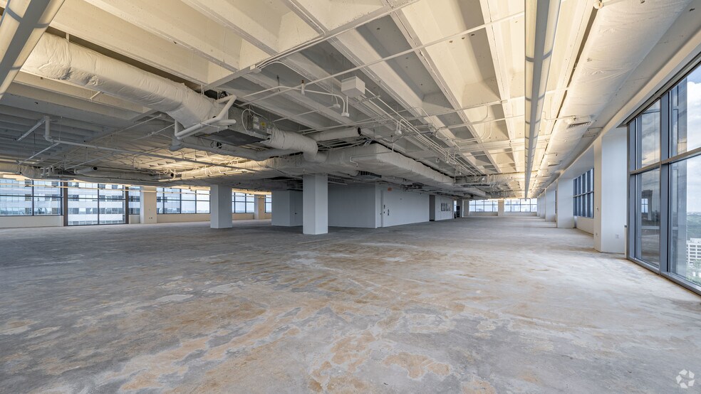 More Photos Of 1233 West Loop S, Houston Unknown For Lease