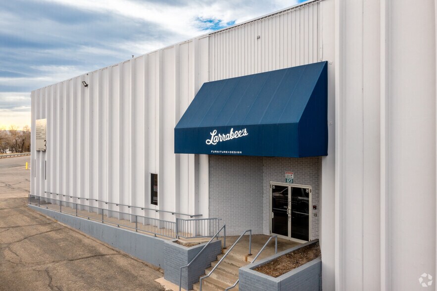 More Photos Of 3201-3273 S Platte River Dr, Englewood Warehouse For Lease