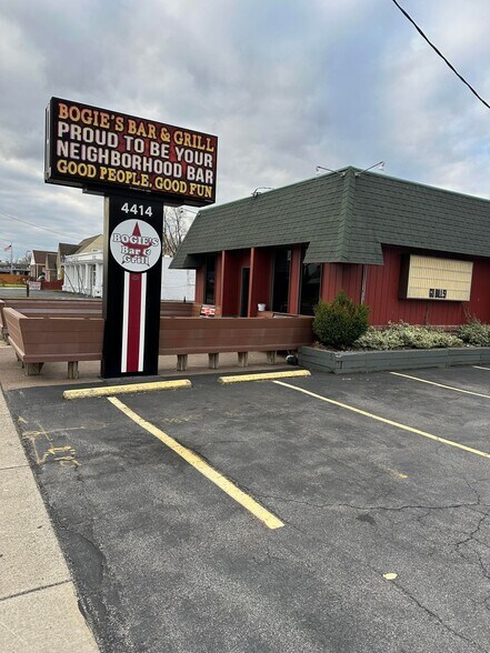 More Photos Of 4414 Bailey Ave, Buffalo Restaurant For Sale