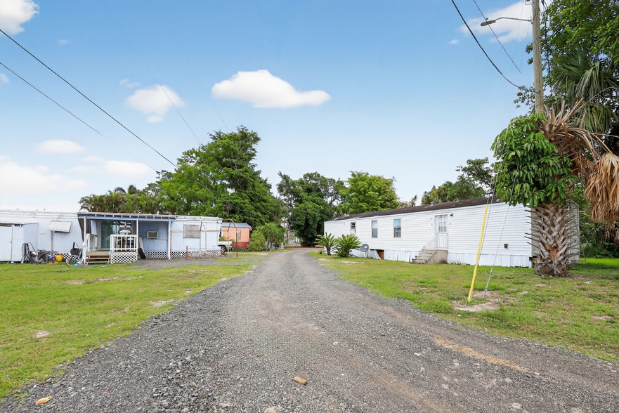 More Photos Of 1 Richard Keen Rd, Pahokee Manufactured Housing Mobile Home Park For Sale