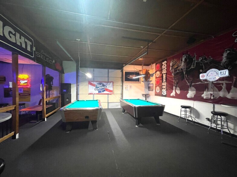 More Photos Of 2521 Waynesburg Dr SE, Canton General Retail For Sale