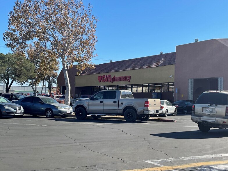 More Photos Of 2002-2074 W Avenue J, Lancaster Unknown For Lease