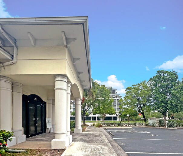 More Photos Of 301 N Federal Hwy, Pompano Beach Freestanding For Lease