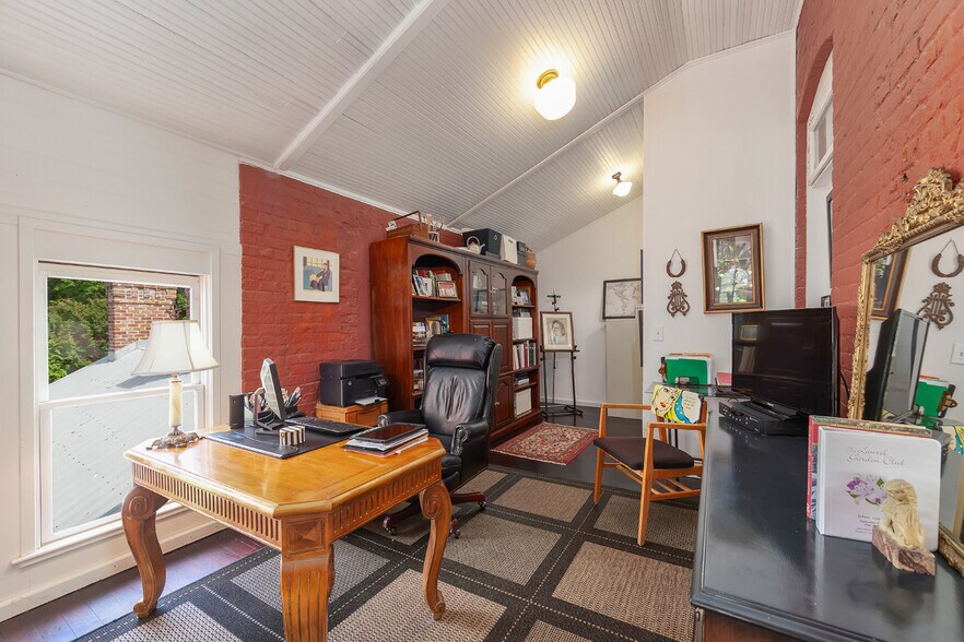 More Photos Of 204 E Deaderick St, Jackson Land For Sale