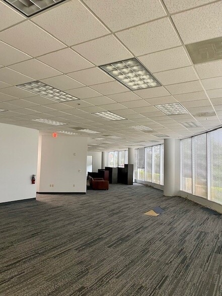 More Photos Of 13577 Feather Sound Dr, Clearwater Medical For Lease