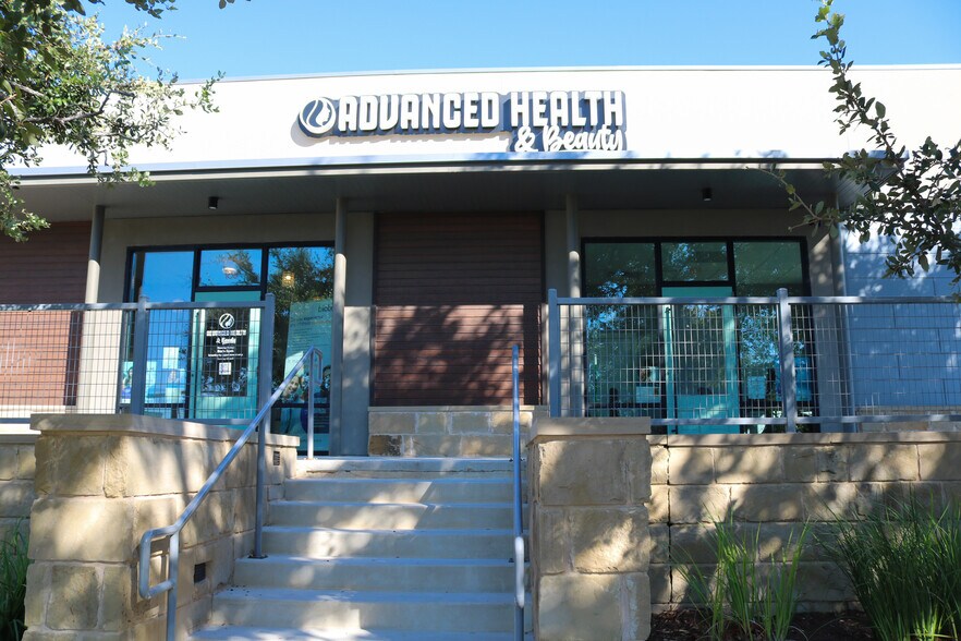 More Photos Of 19338 Babcock Rd, San Antonio Storefront Retail Office For Lease