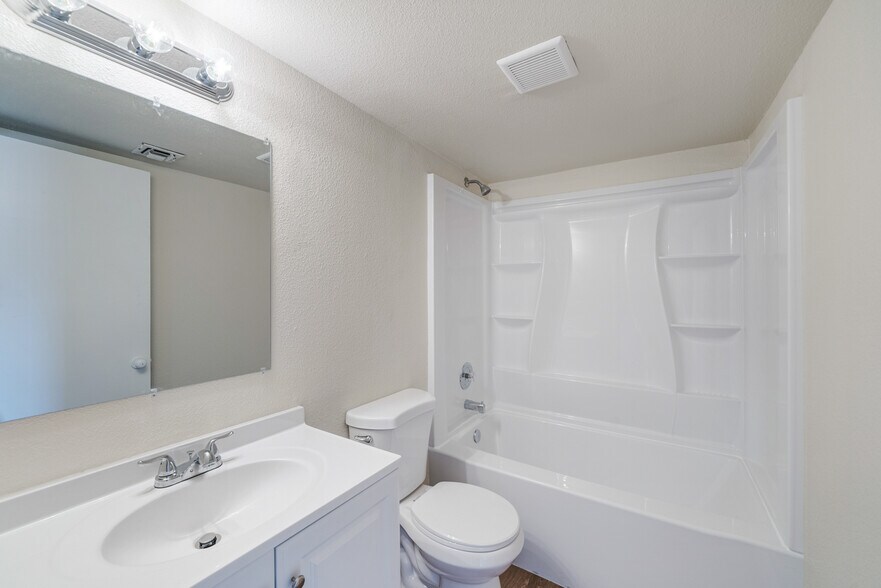 More Photos Of 2555 G St, Sparks Apartments For Sale