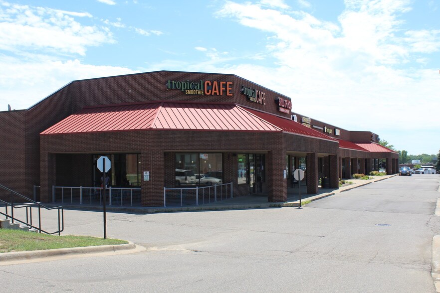 More Photos Of 2103 S Linden Rd, Flint Unknown For Lease