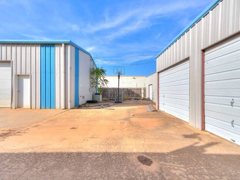 More Photos Of 219 N 6th St, Kingfisher Office For Sale