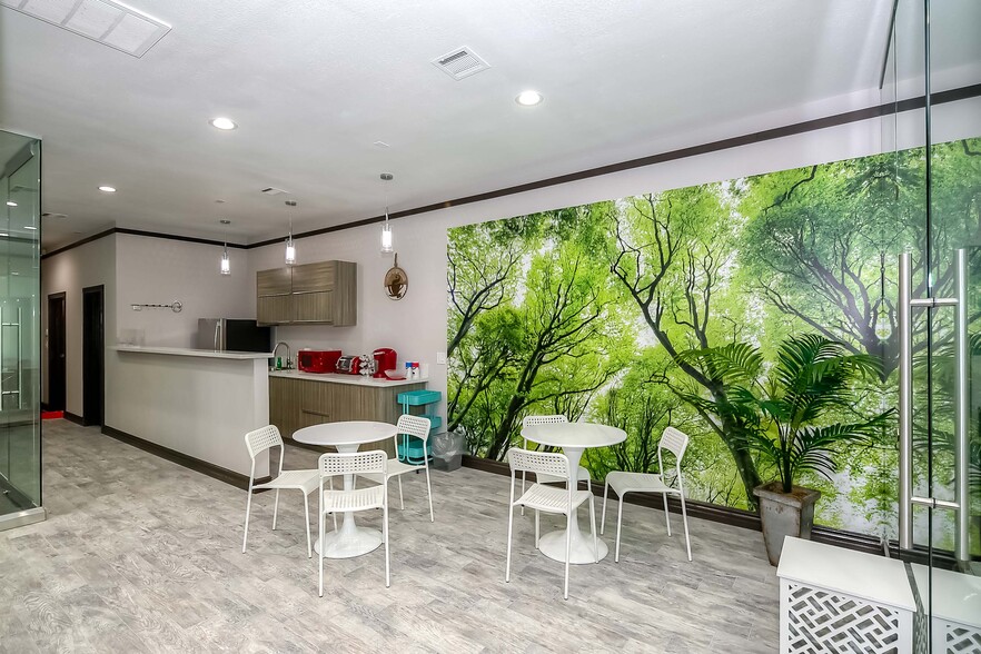 More Photos Of 218-220 S Myrtle Ave, Monrovia Storefront Retail Office For Sale