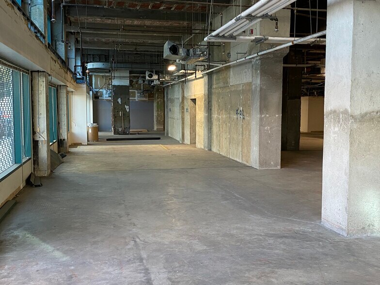 More Photos Of 311 S Spring St, Los Angeles Office For Lease